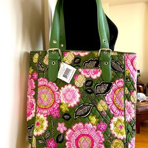 NWT VB Buckle Tote in Olivia Pink & Moss Green